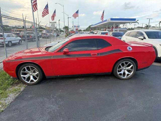 2015 Dodge Challenger SXT Plus
