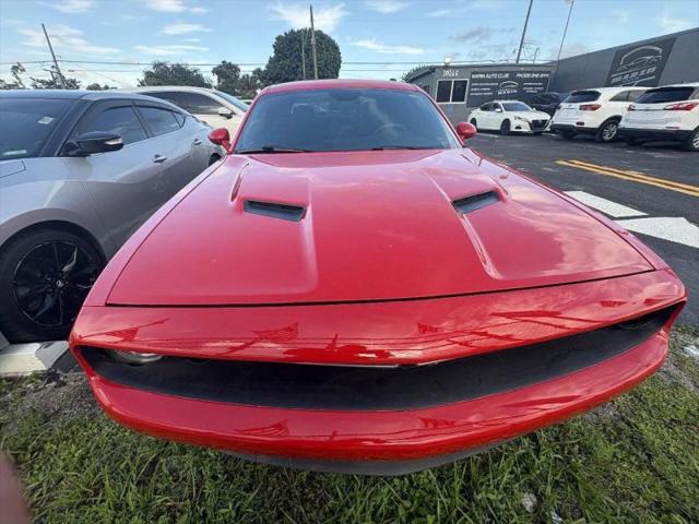2015 Dodge Challenger SXT Plus