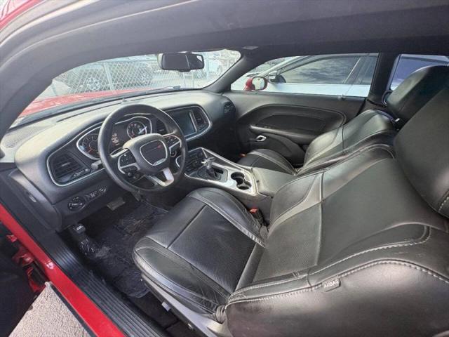 2015 Dodge Challenger SXT Plus