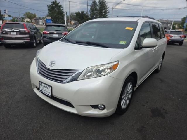 2015 Toyota Sienna XLE 7 Passenger for sale in Elizabeth, NJ
