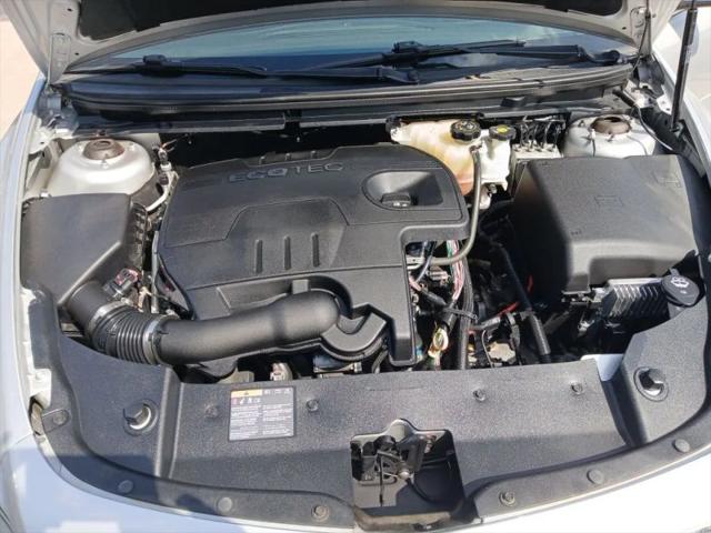 2011 Chevrolet Malibu 2LT