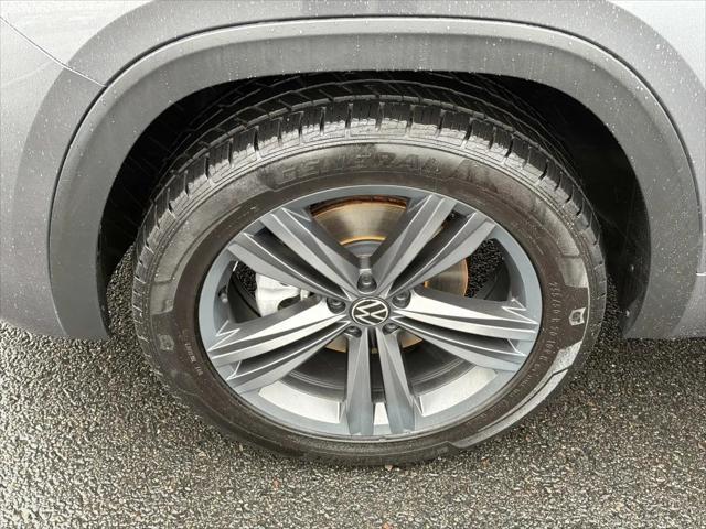 2021 Volkswagen Atlas 3.6L V6 SE w/Technology R-Line