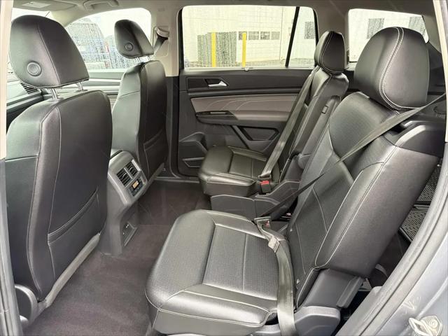 2021 Volkswagen Atlas 3.6L V6 SE w/Technology R-Line