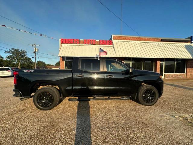 2021 Chevrolet Silverado 1500 4WD Crew Cab Short Bed Custom for sale in Tunica, MS