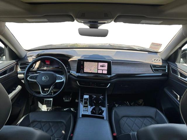 2025 Volkswagen Atlas 2.0T SEL Premium R-Line