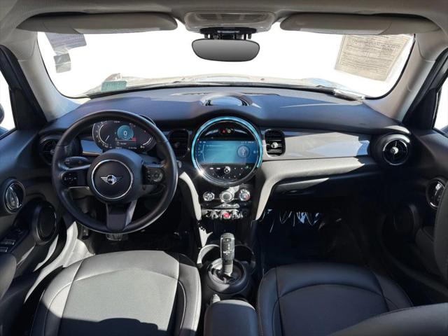 2022 MINI Hardtop Cooper