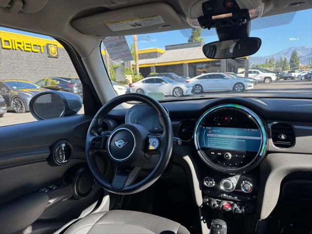 2022 MINI Hardtop Cooper