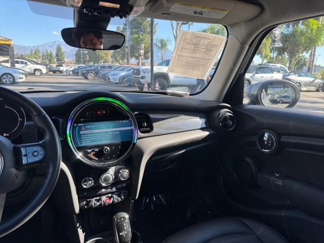 2022 MINI Hardtop Cooper