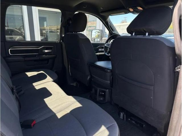 2024 Ram 2500 Big Horn Crew Cab 4x4 64 Box