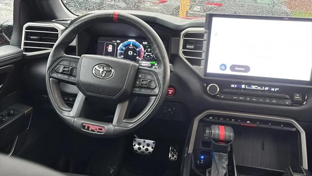 2025 Toyota Sequoia SR5