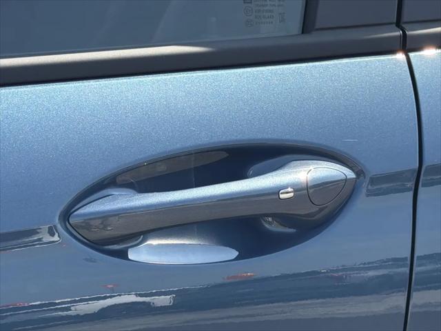 2026 Buick NV Preferred FWD