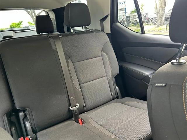 2021 Chevrolet Traverse LS