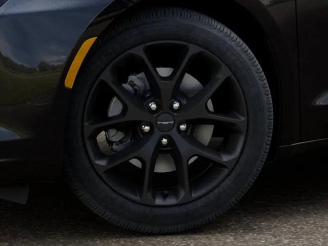 2027 Chrysler Pacifica Limited AWD