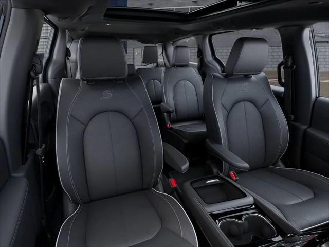 2027 Chrysler Pacifica Limited AWD