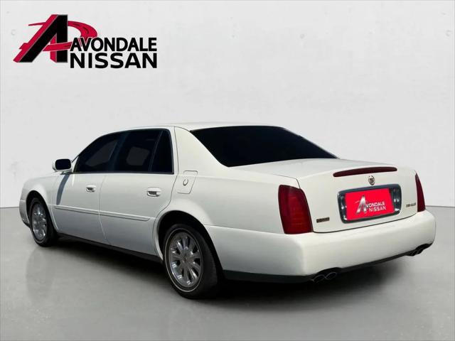 2004 Cadillac DeVille Standard