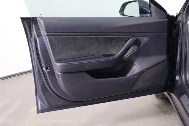 2020 Tesla Model 3 Standard Range Plus Rear-Wheel Drive