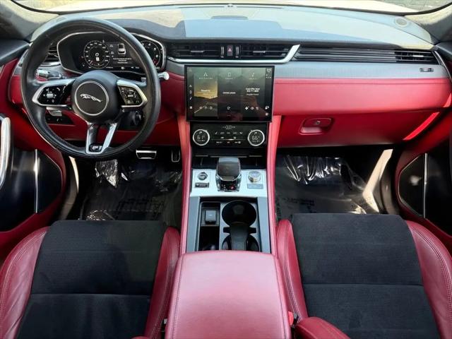 2022 Jaguar F-PACE SVR P550 AWD Automatic