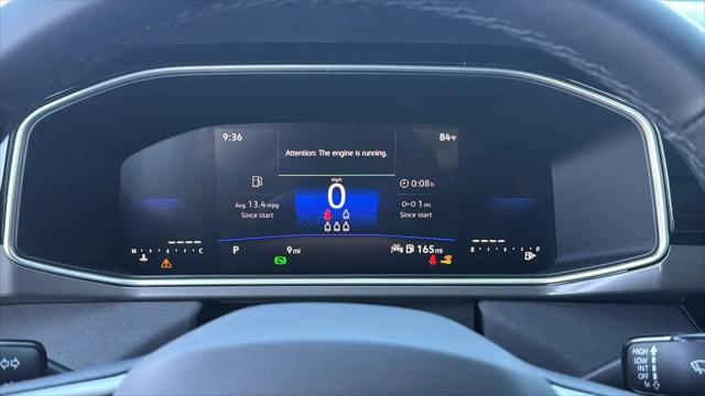 2027 Volkswagen Taos SE Black