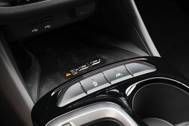 2026 Buick NV Sport Touring FWD