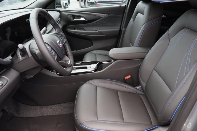 2026 Buick NV Sport Touring FWD