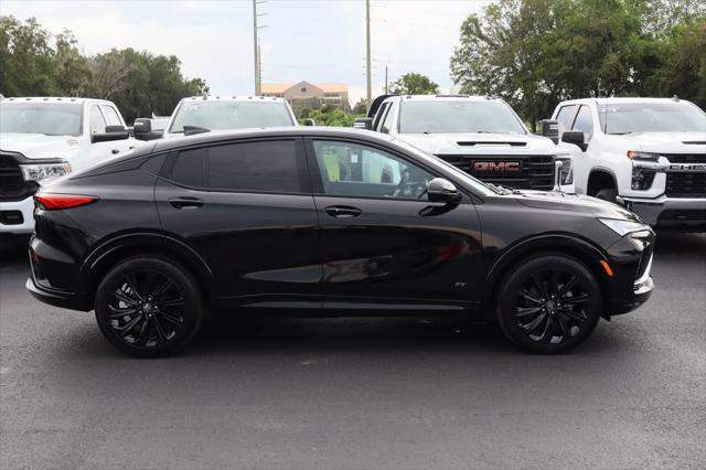 2026 Buick NV Sport Touring FWD