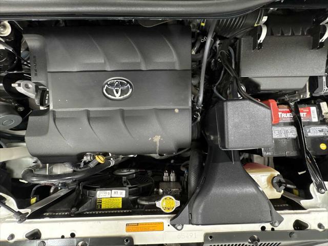 2015 Toyota Sienna XLE 8 Passenger