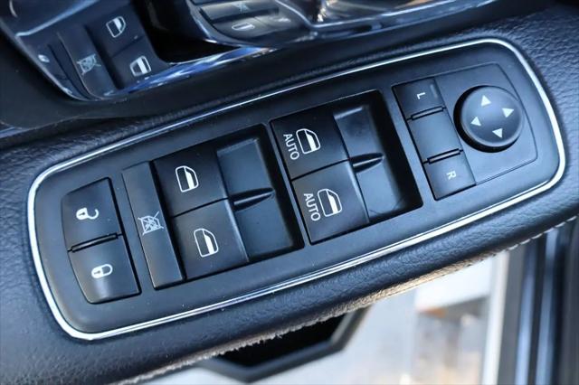 2018 Ram 1500 Laramie Crew Cab 4x4 57 Box