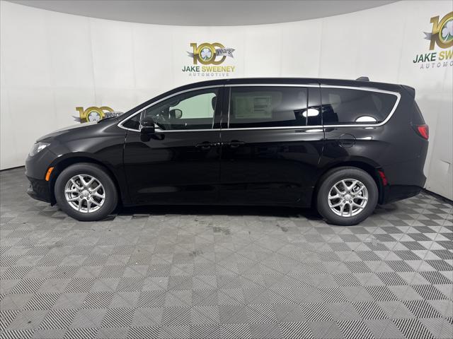 2027 Chrysler Pacifica LX