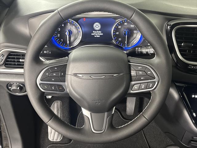 2027 Chrysler Pacifica LX