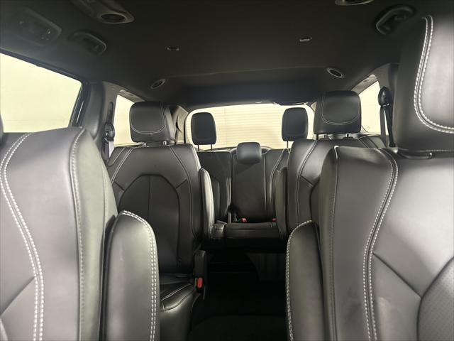2027 Chrysler Pacifica LX