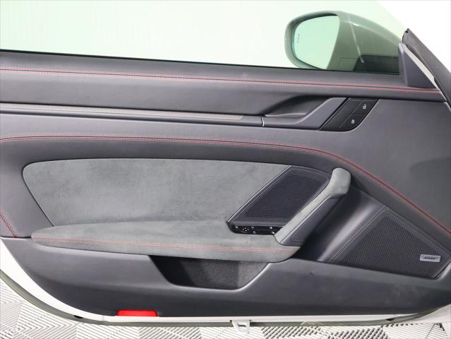 2022 Porsche 911 Carrera 4 GTS