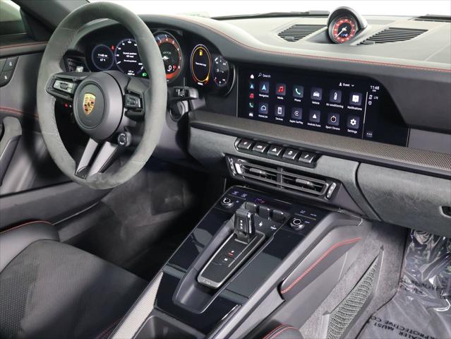 2022 Porsche 911 Carrera 4 GTS