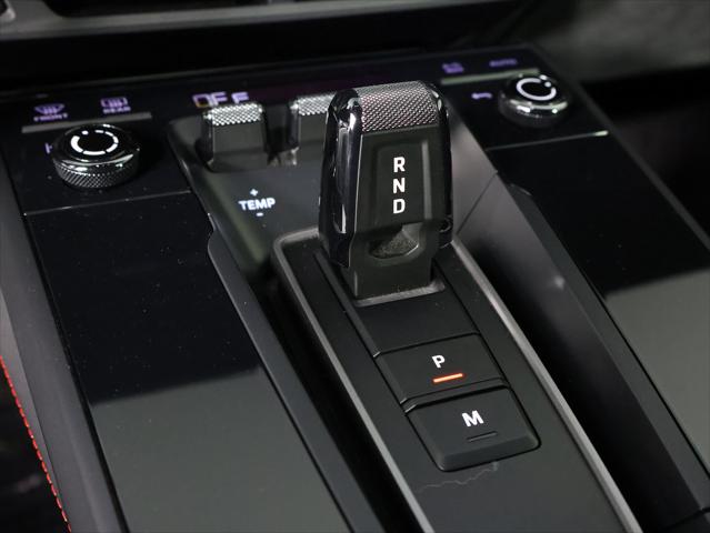 2022 Porsche 911 Carrera 4 GTS