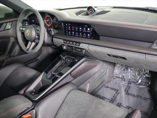 2022 Porsche 911 Carrera 4 GTS