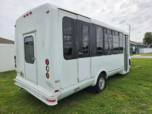 2012 Ford E-350 Cutaway Base