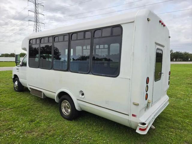 2012 Ford E-350 Cutaway Base