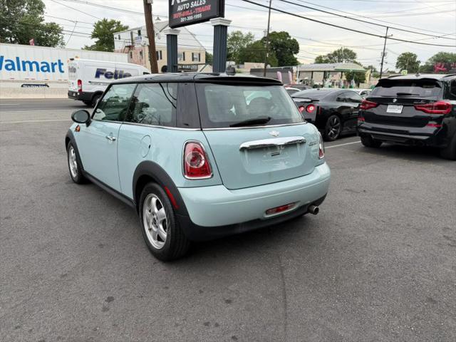 2011 MINI Cooper Cooper