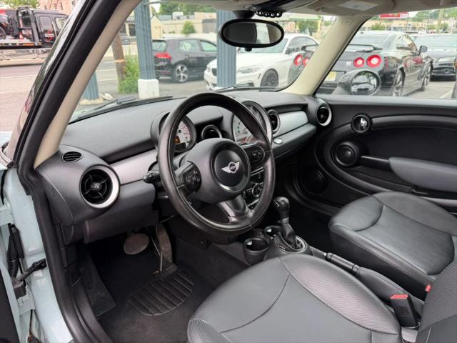 2011 MINI Cooper Cooper