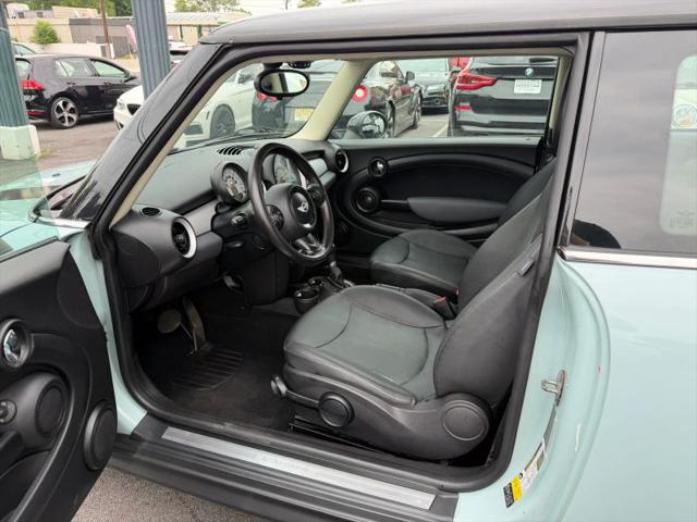 2011 MINI Cooper Cooper