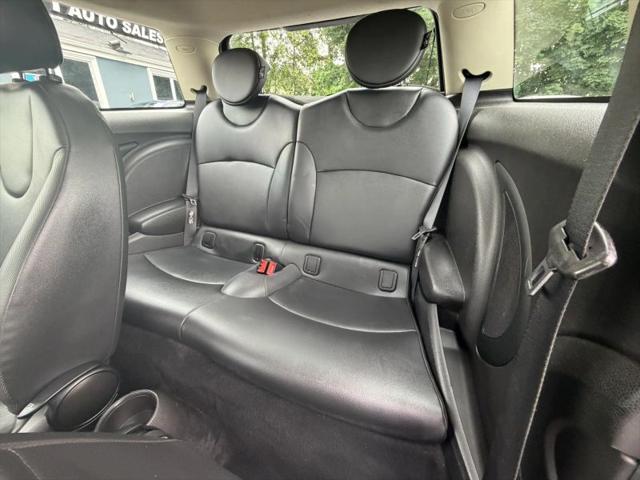 2011 MINI Cooper Cooper