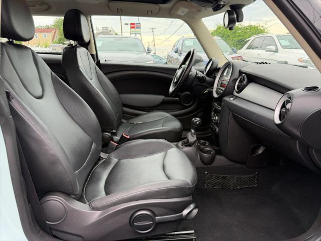 2011 MINI Cooper Cooper