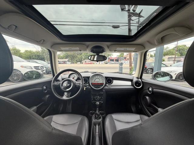 2011 MINI Cooper Cooper