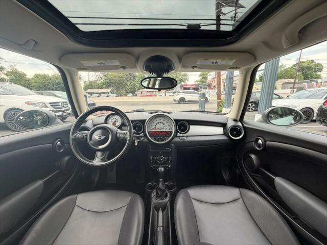 2011 MINI Cooper Cooper