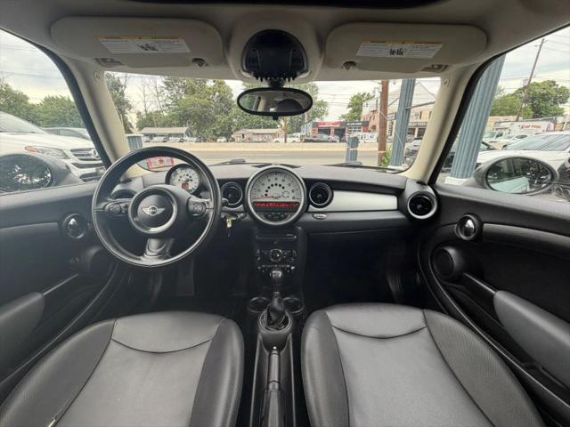 2011 MINI Cooper Cooper