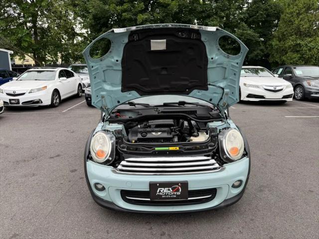 2011 MINI Cooper Cooper