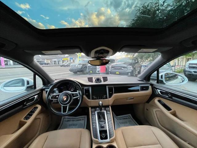 2017 Porsche Macan Base
