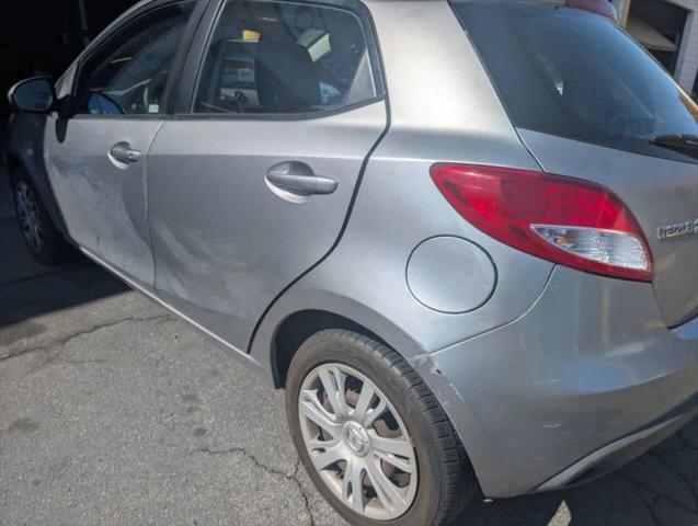 2011 Mazda Mazda2 Sport