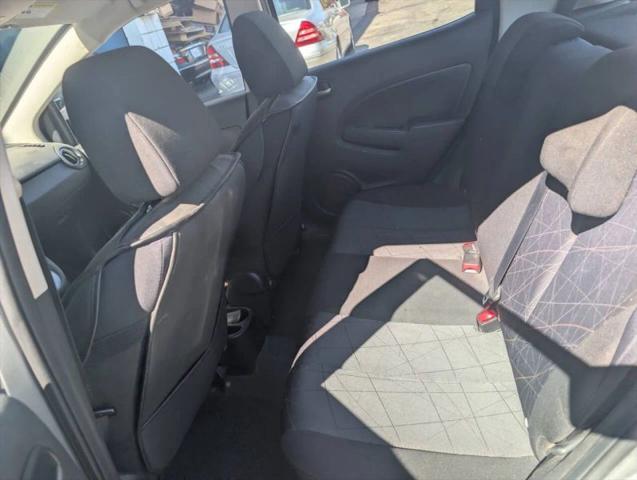 2011 Mazda Mazda2 Sport