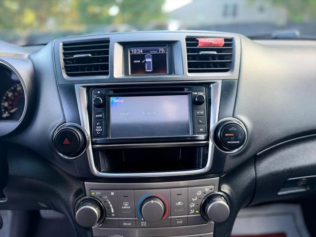 2013 Toyota Highlander SE V6