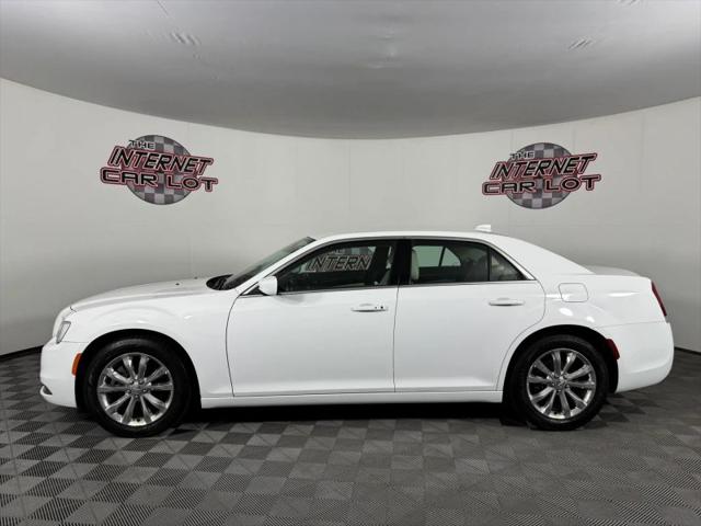 2017 Chrysler 300 Limited AWD